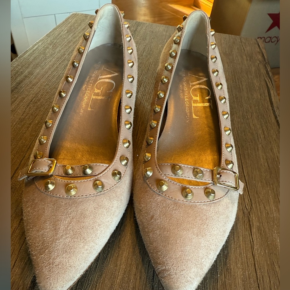 Ladies size 37.5 AGL Italian studded suede heel. Taupe color minimal wear